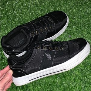 US POLO ASSN BIG BOYS SHOES 4.5